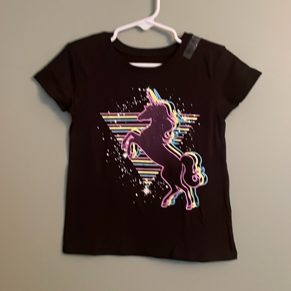 The Children Place Tee with UNICORN graphic design at front. Black, size XS (4). - Picture 14 of 17